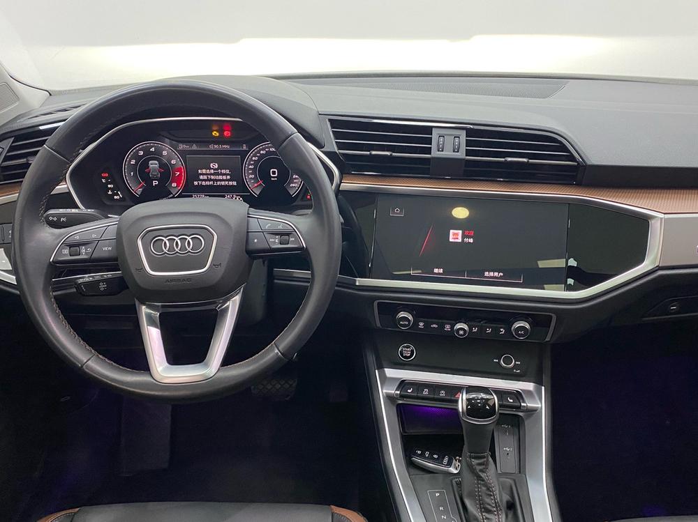 Audi Audi Q3