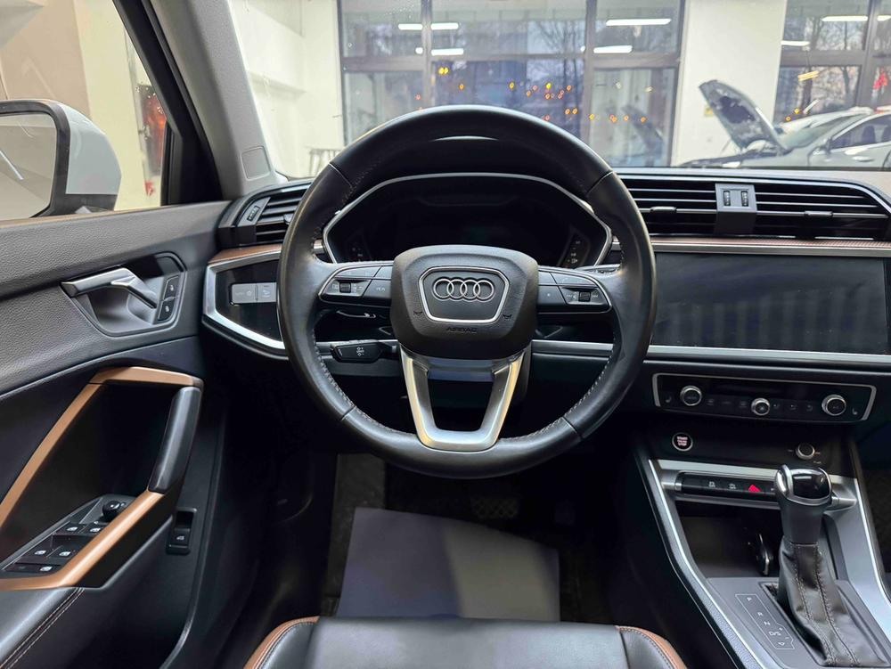 Audi Audi Q3
