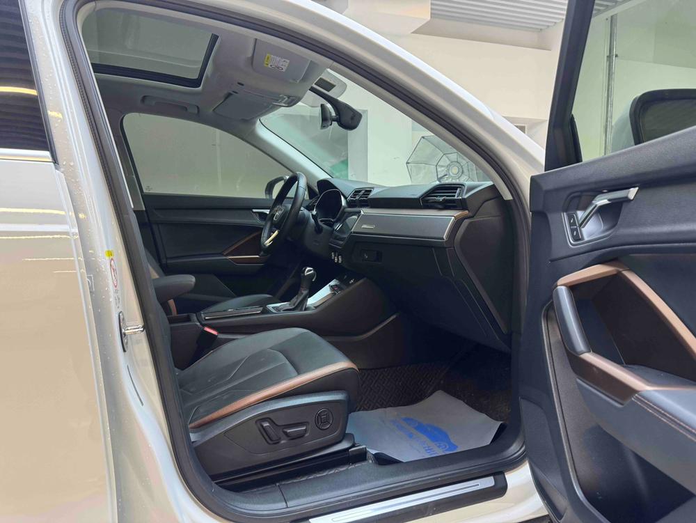 Audi Audi Q3