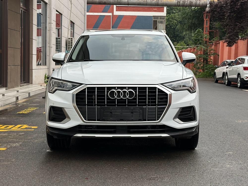 Audi Audi Q3
