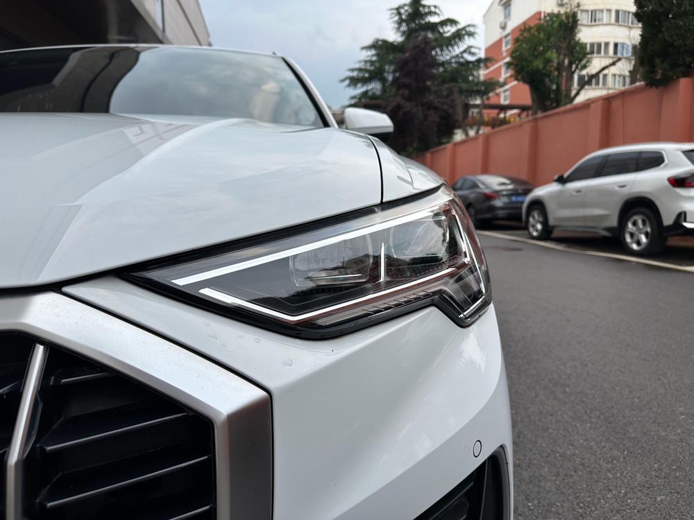 Audi Audi Q3