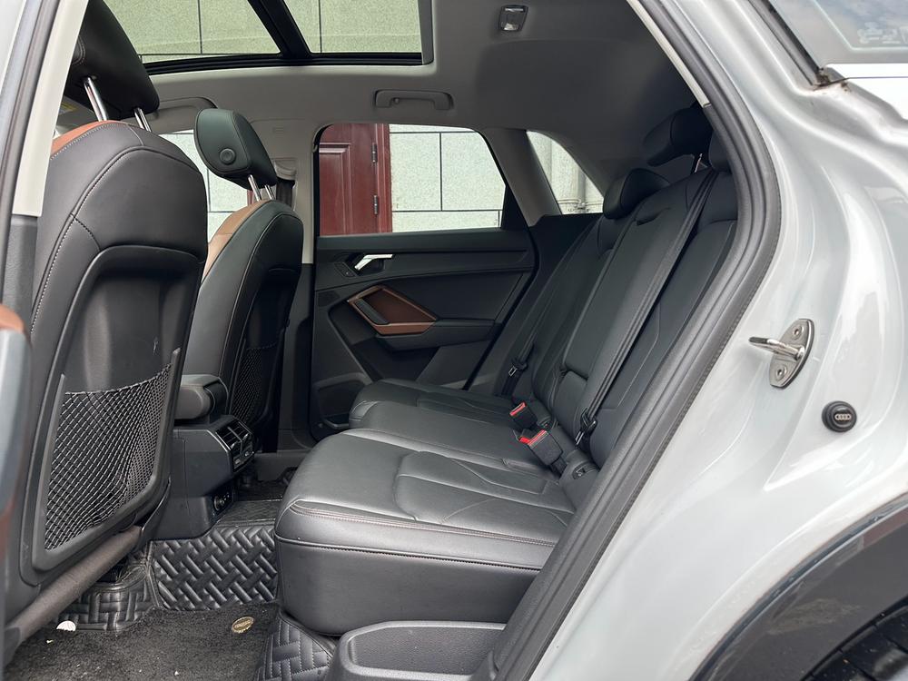 Audi Audi Q3