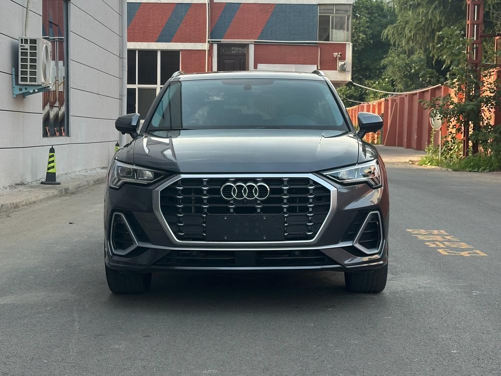 Audi Audi Q3
