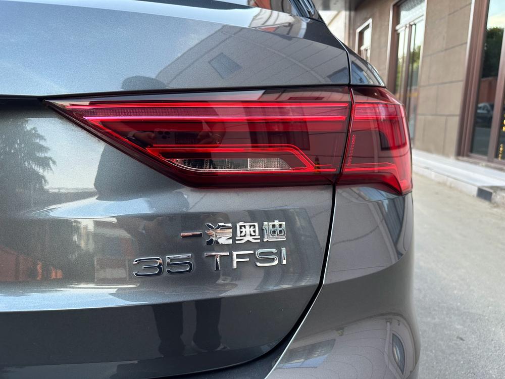 Audi Audi Q3