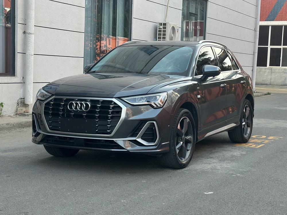 Audi Audi Q3