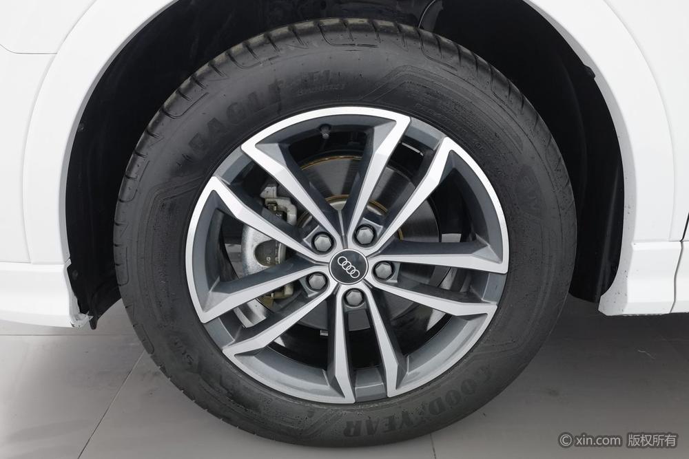 Audi Audi Q3