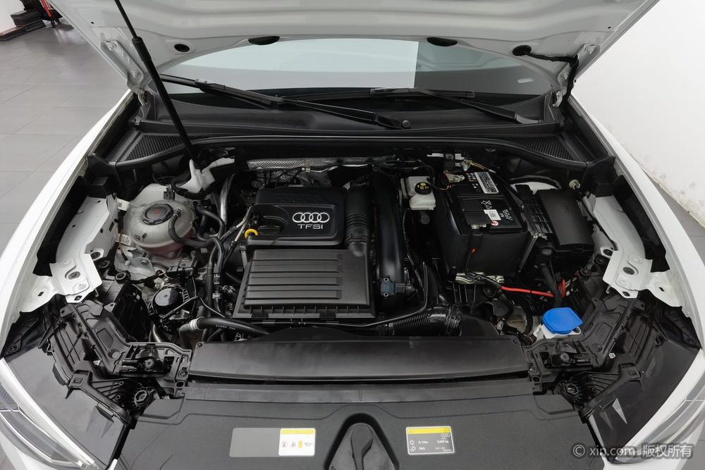 Audi Audi Q3