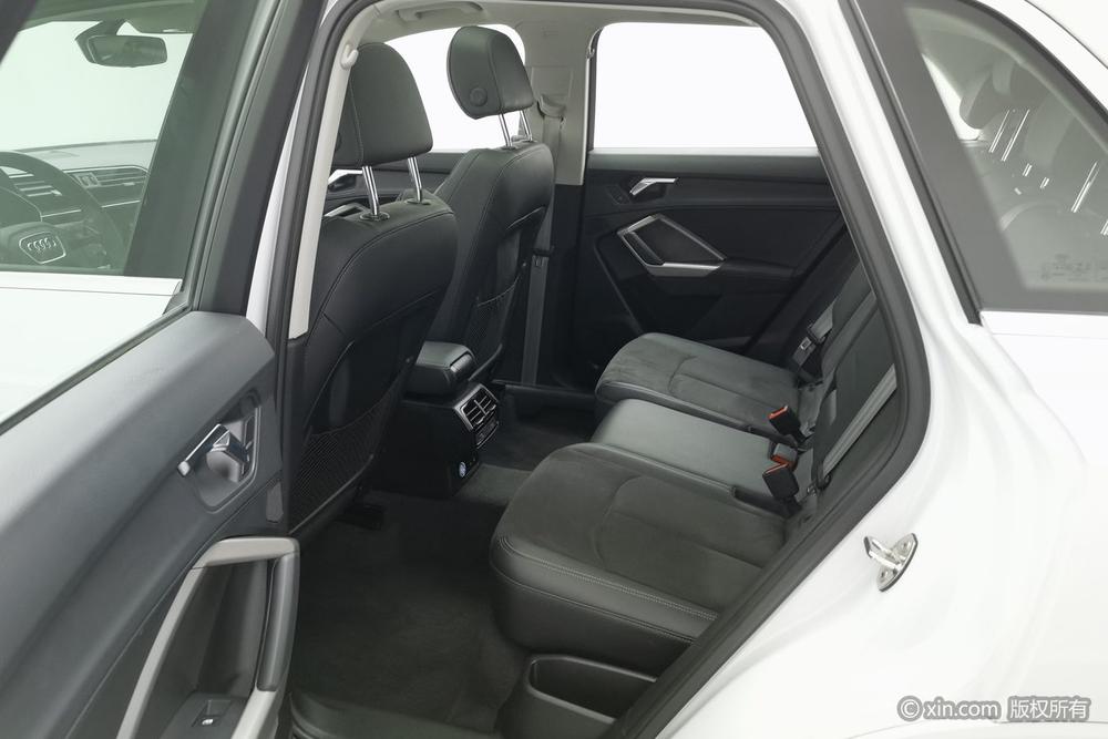 Audi Audi Q3