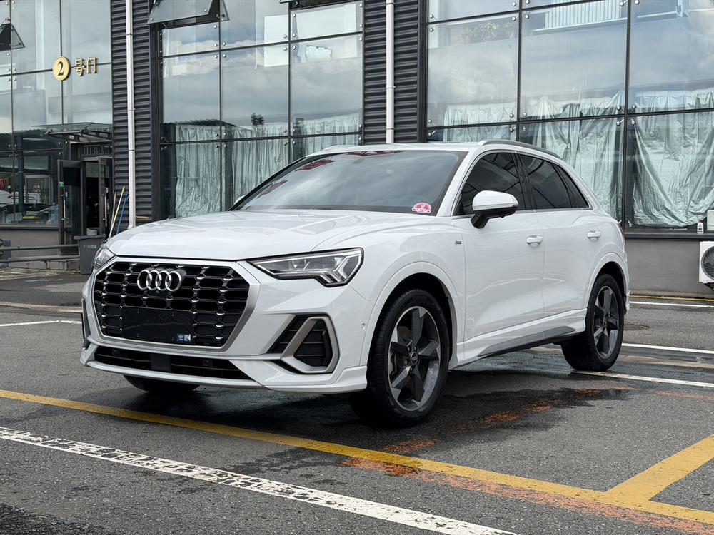 Audi Audi Q3