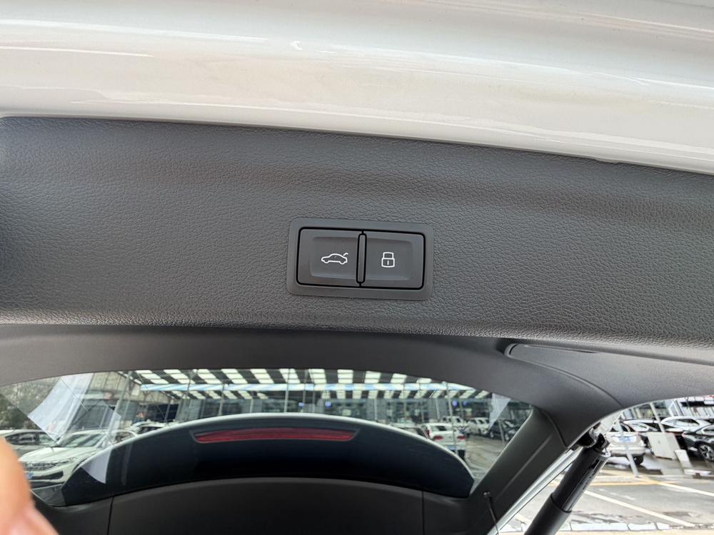 Audi Audi Q3