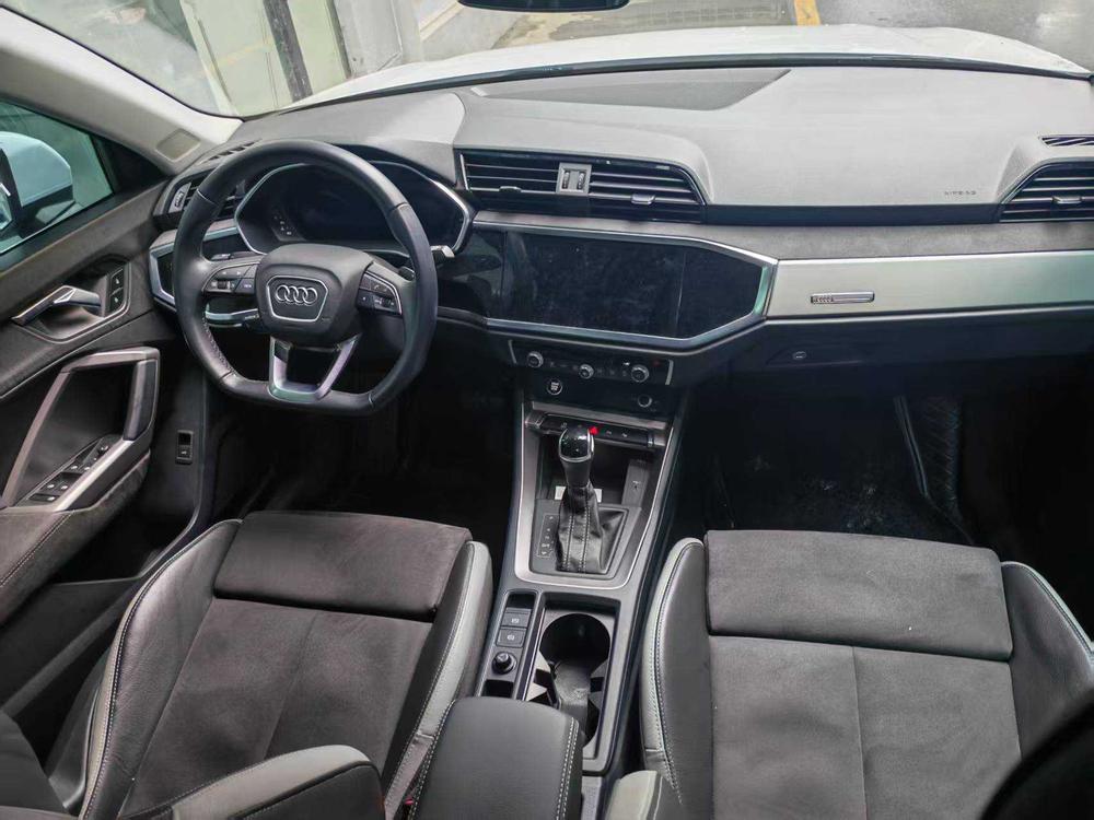 Audi Audi Q3
