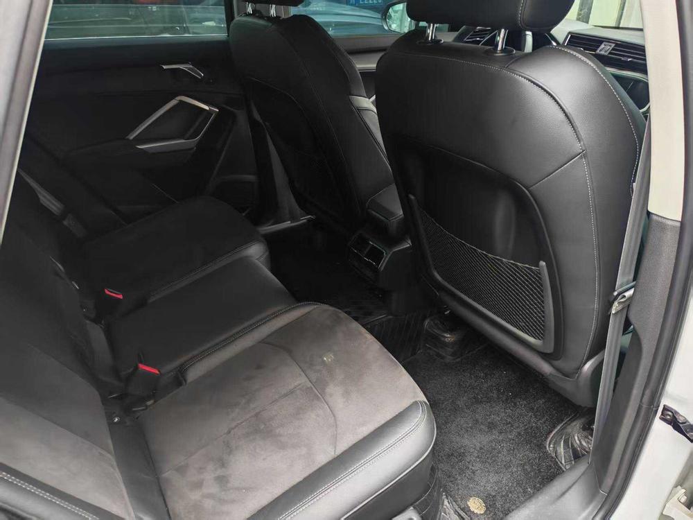 Audi Audi Q3