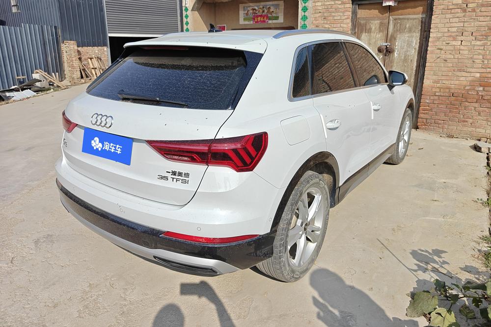 Audi Audi Q3
