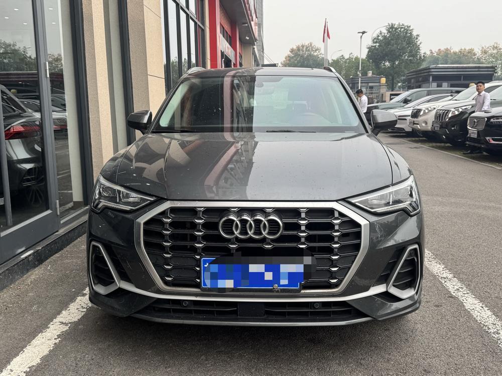 Audi Audi Q3