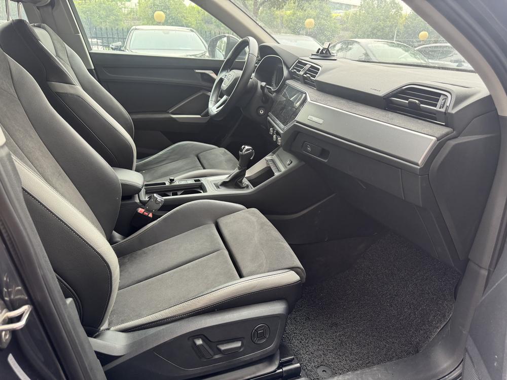 Audi Audi Q3