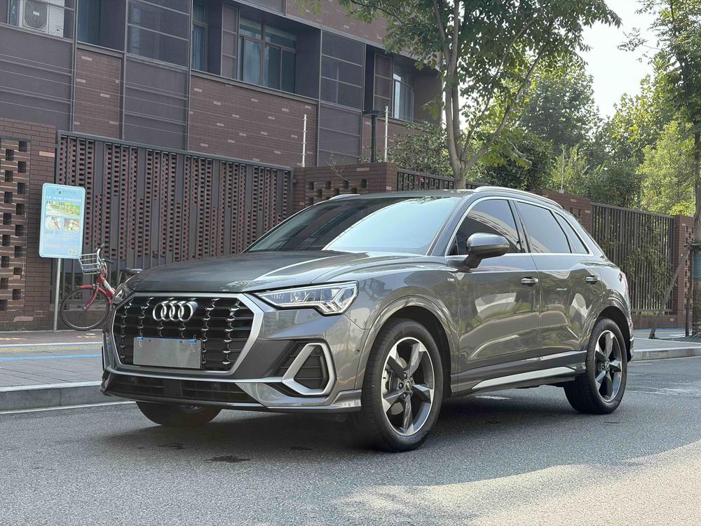 Audi Audi Q3