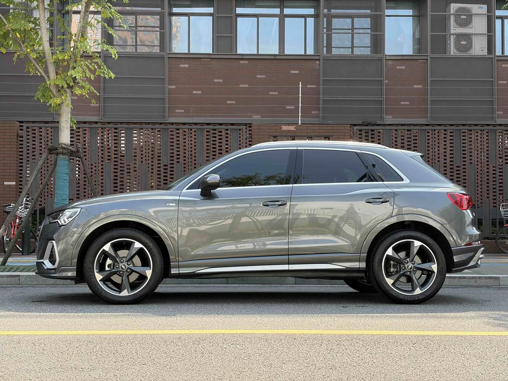 Audi Audi Q3