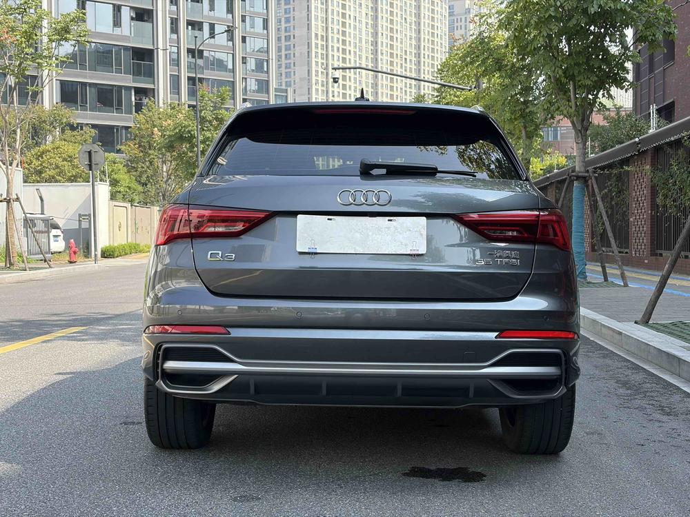 Audi Audi Q3