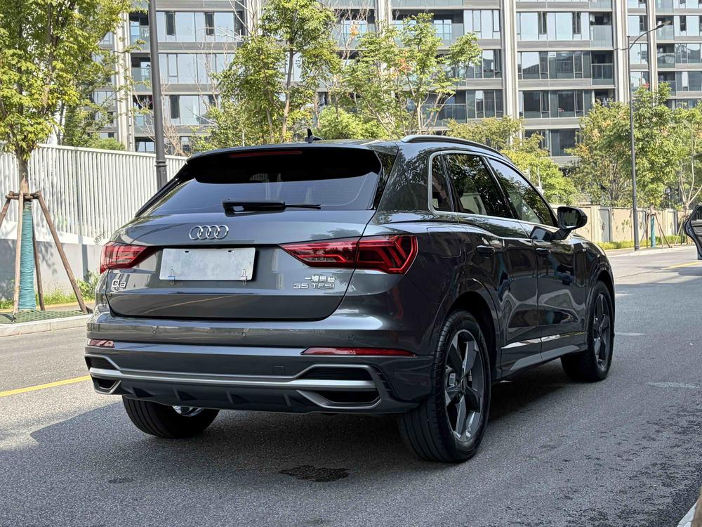 Audi Audi Q3
