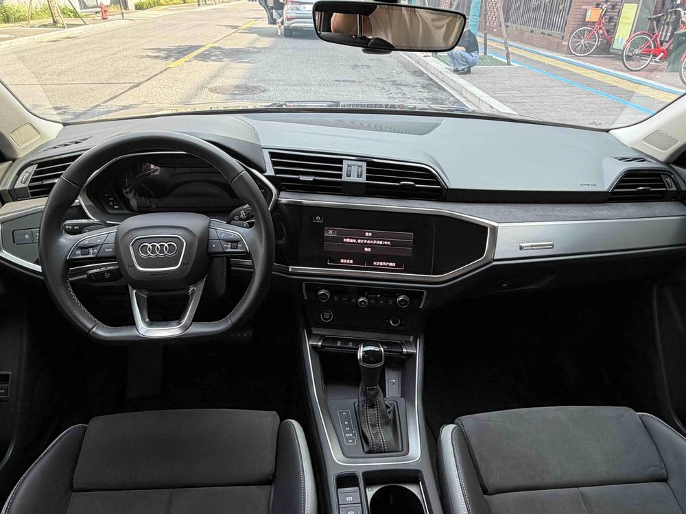 Audi Audi Q3