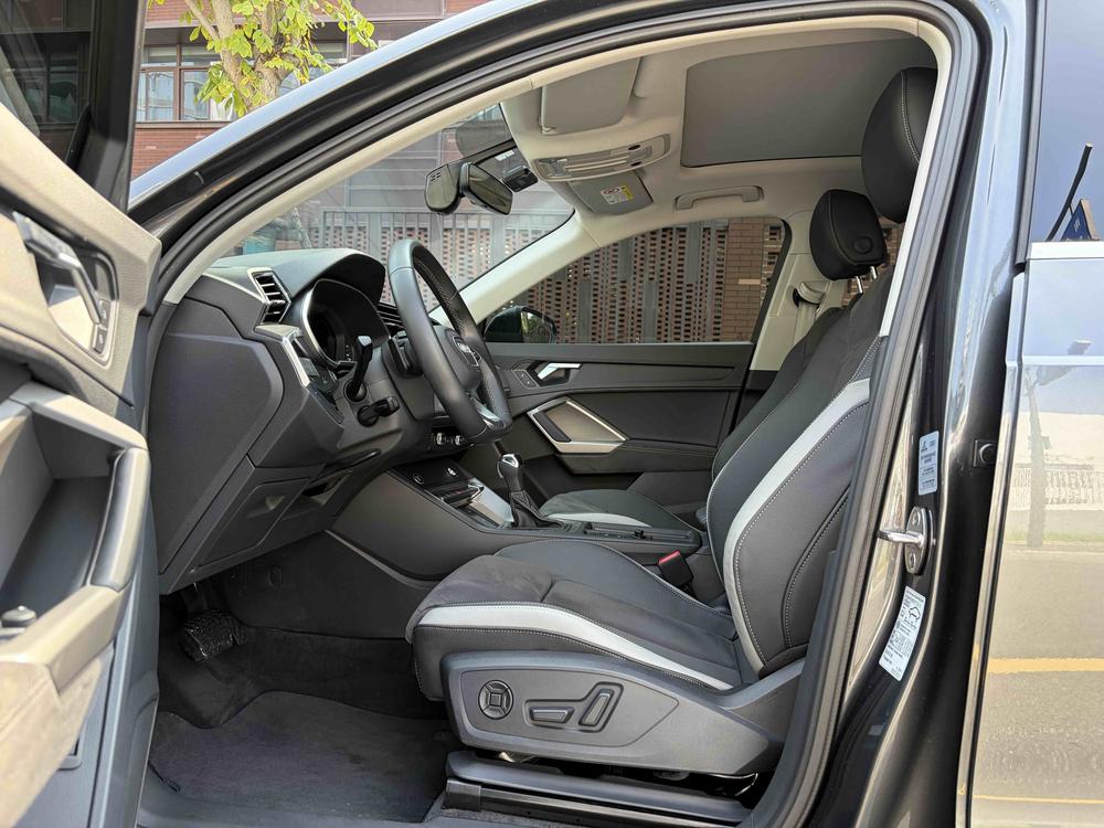 Audi Audi Q3