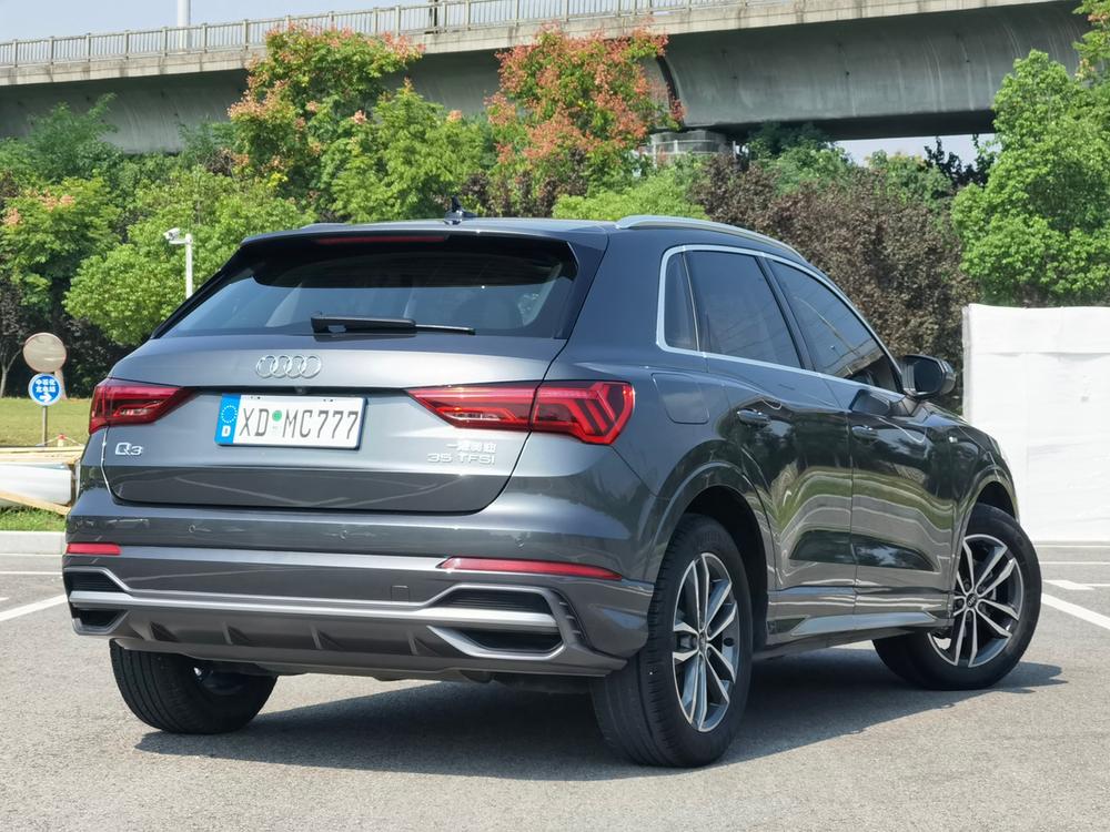 Audi Audi Q3