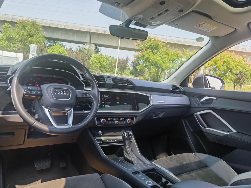 Audi Audi Q3
