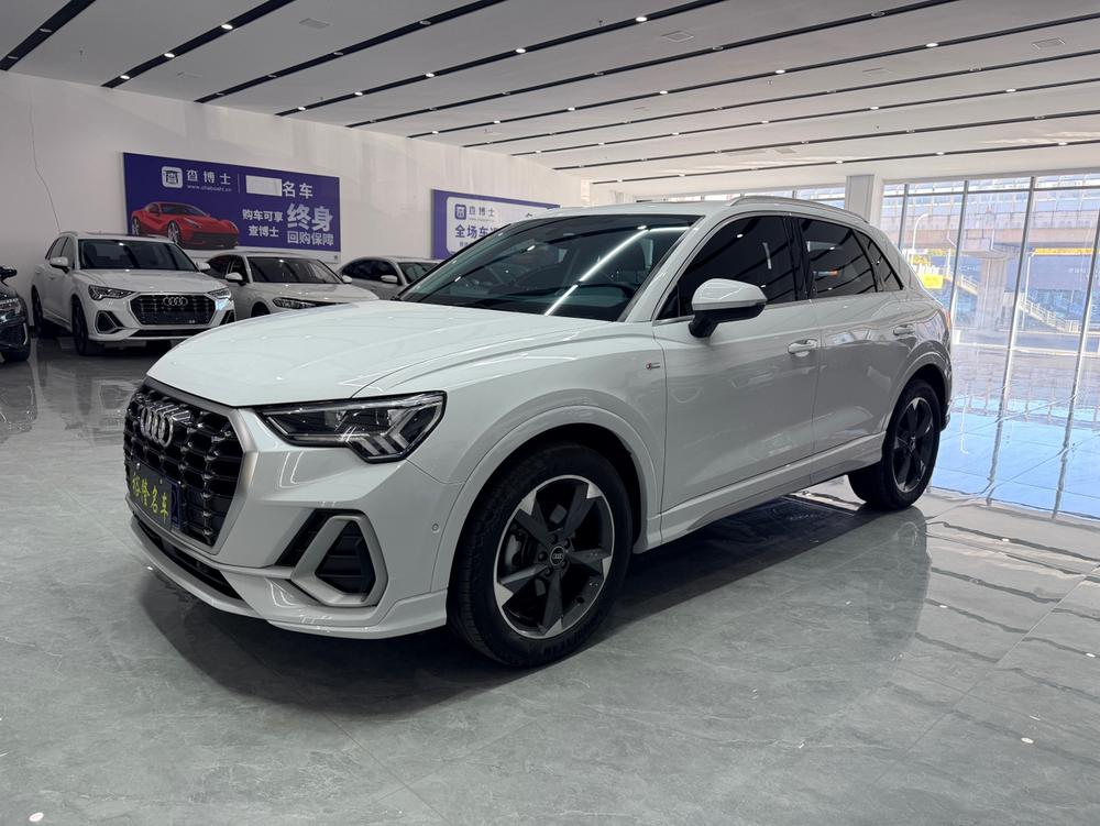 Audi Audi Q3