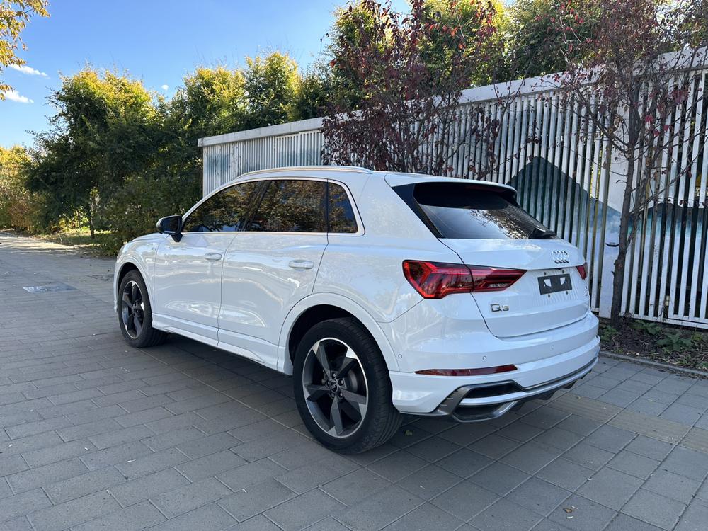 Audi Audi Q3