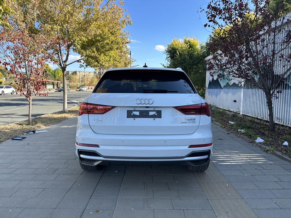 Audi Audi Q3