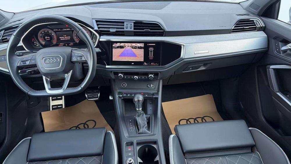 Audi Audi Q3