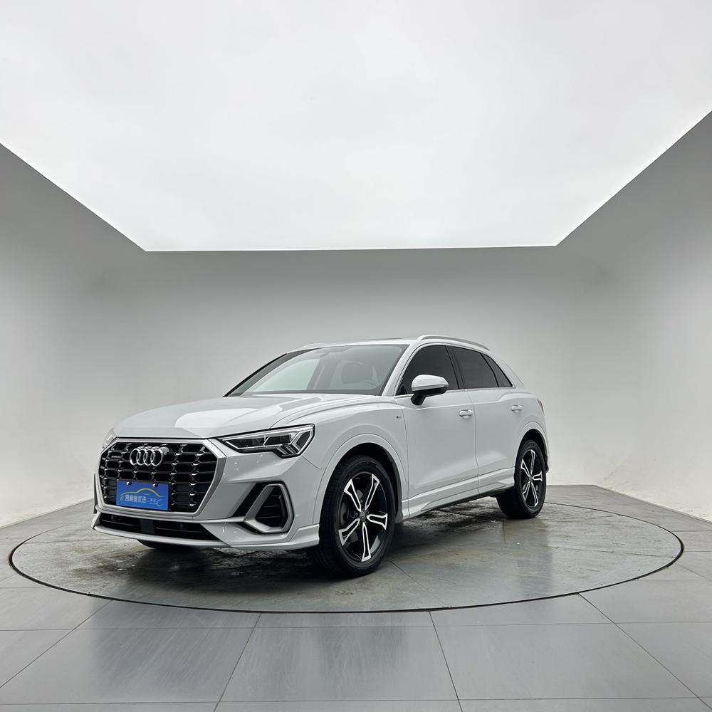 Audi Audi Q3