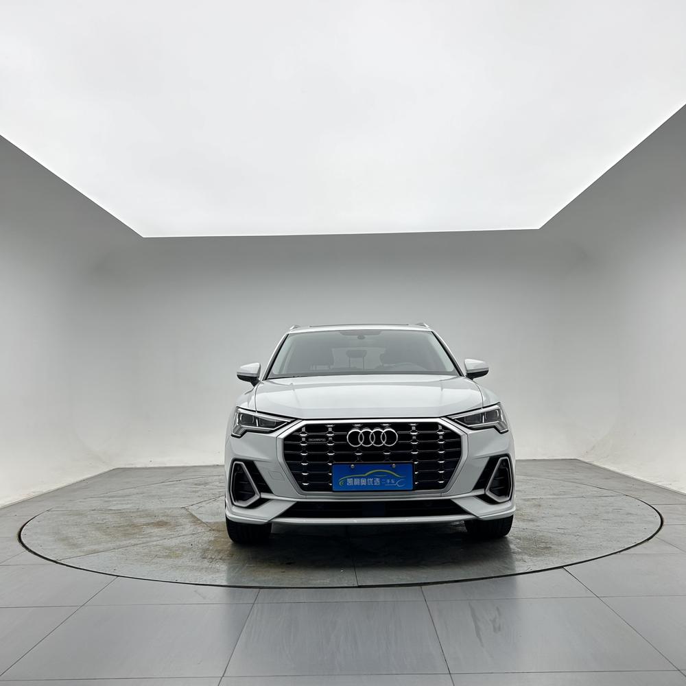 Audi Audi Q3