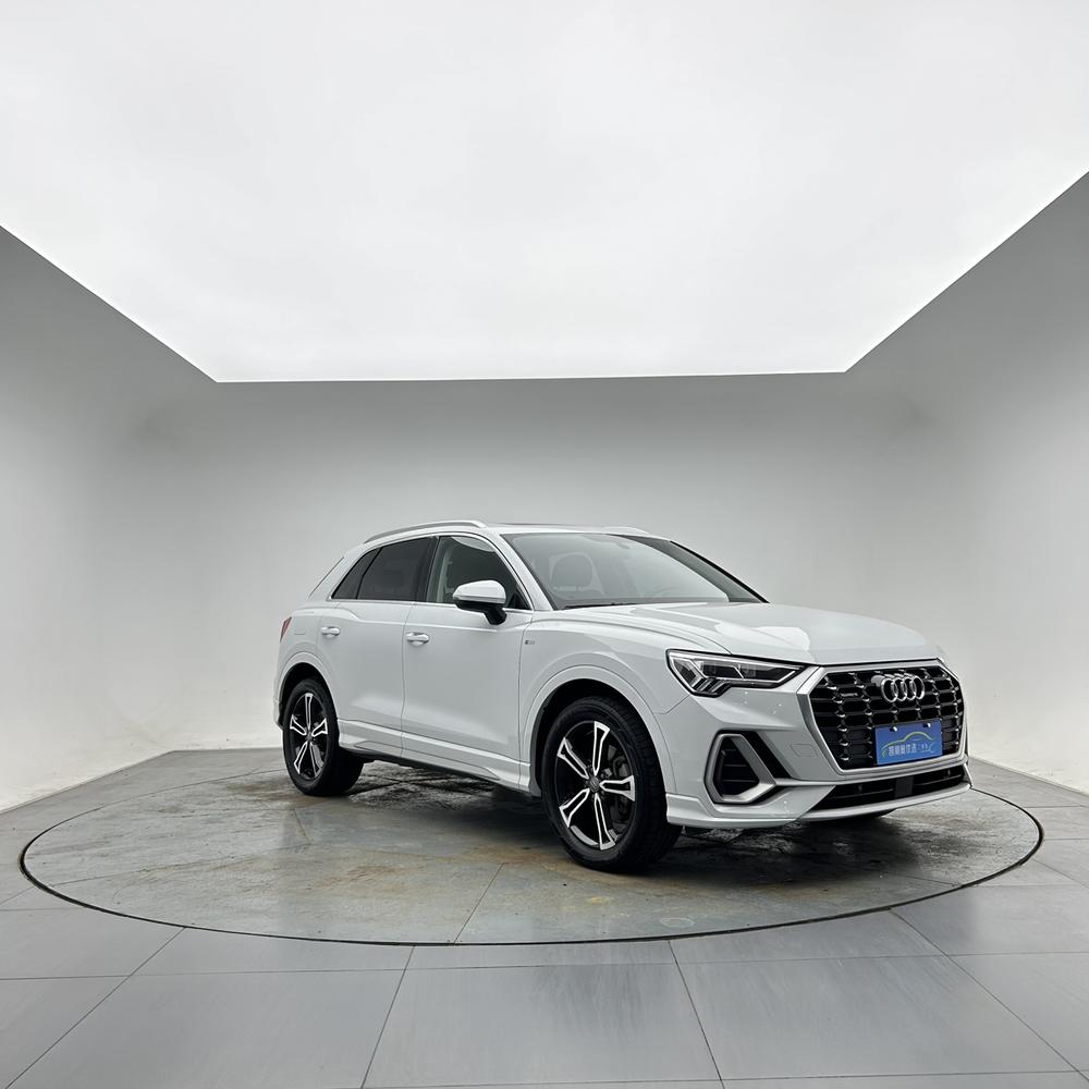 Audi Audi Q3
