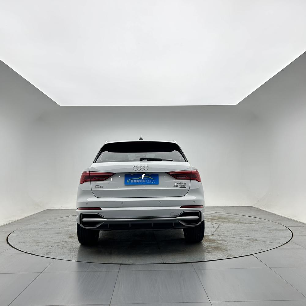 Audi Audi Q3
