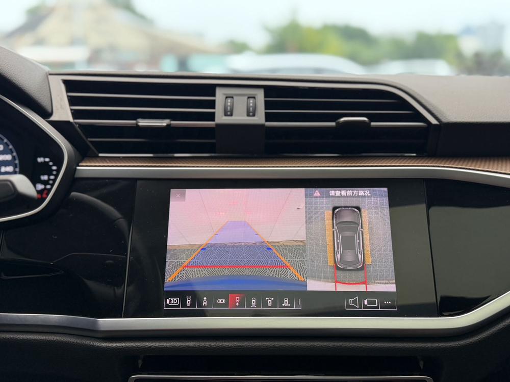 Audi Audi Q3