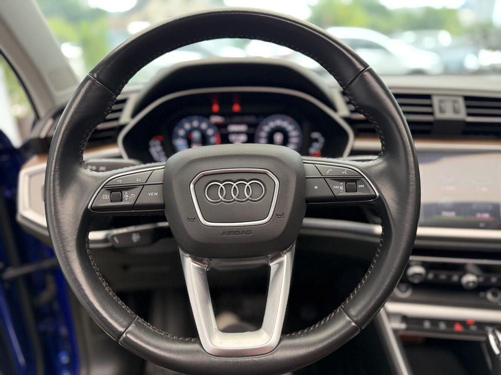 Audi Audi Q3