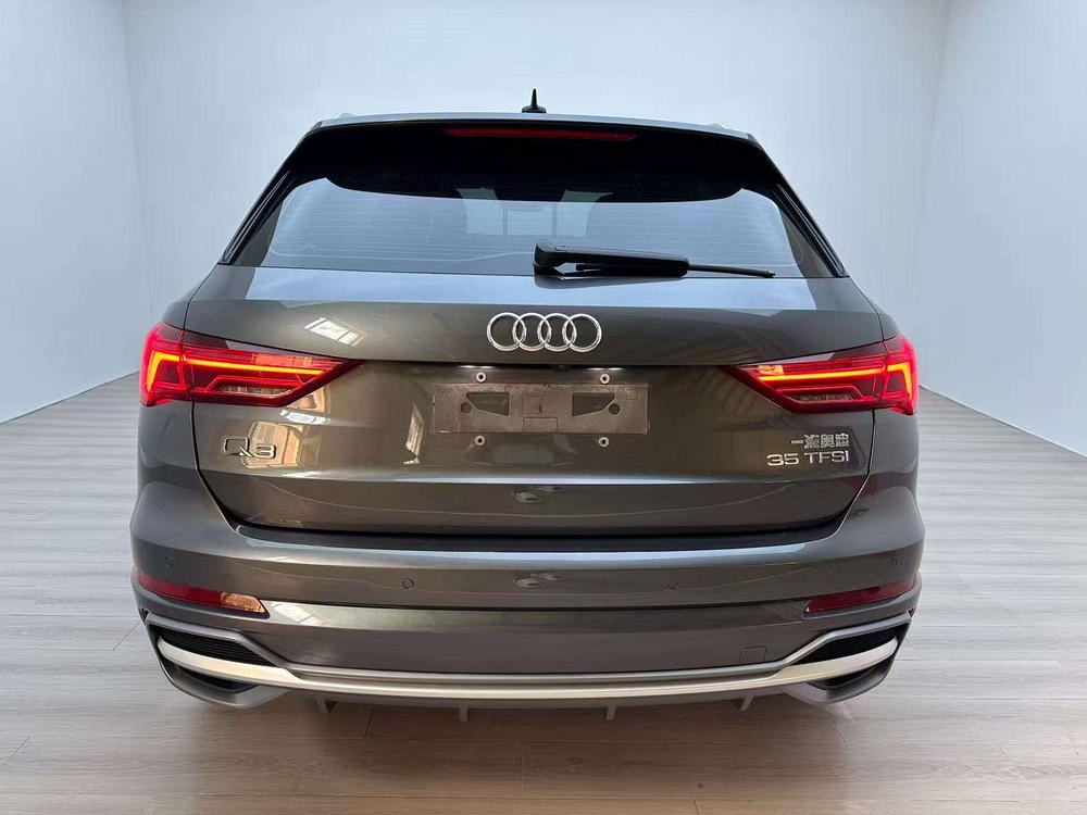 Audi Audi Q3