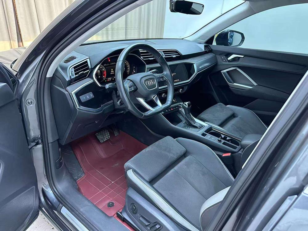 Audi Audi Q3