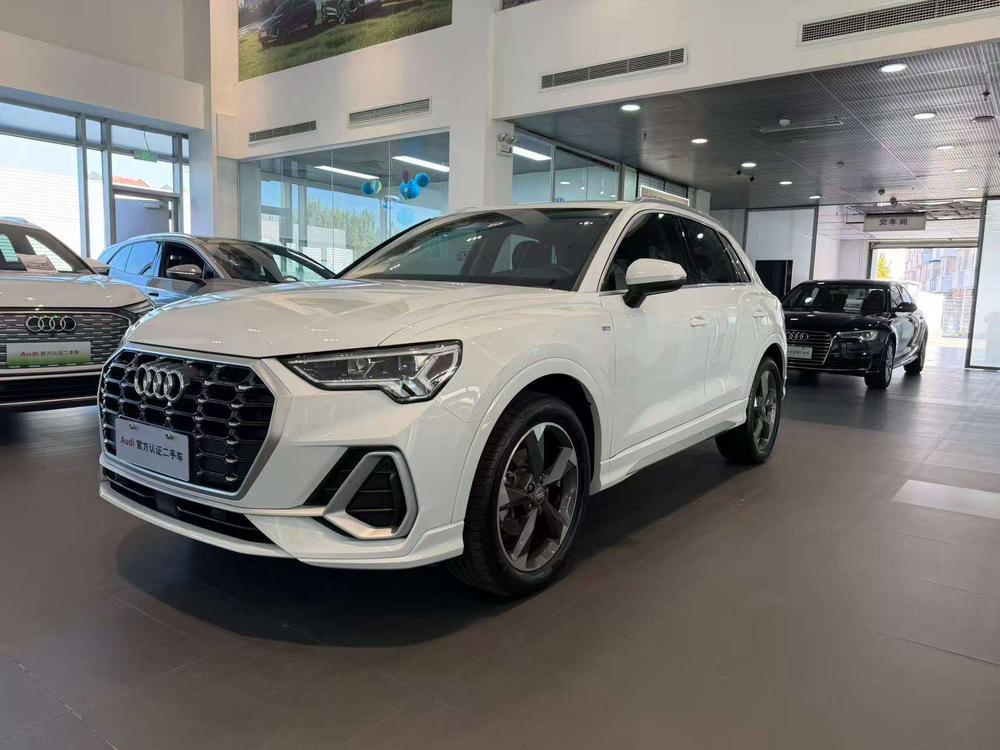 Audi Audi Q3