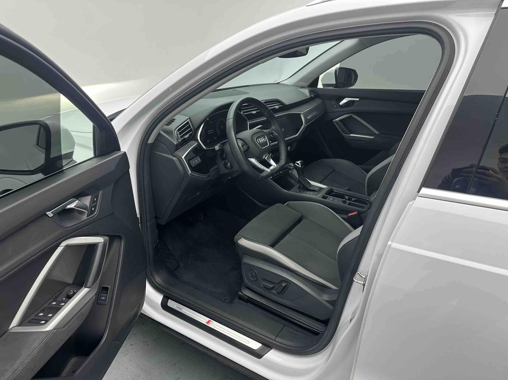 Audi Audi Q3