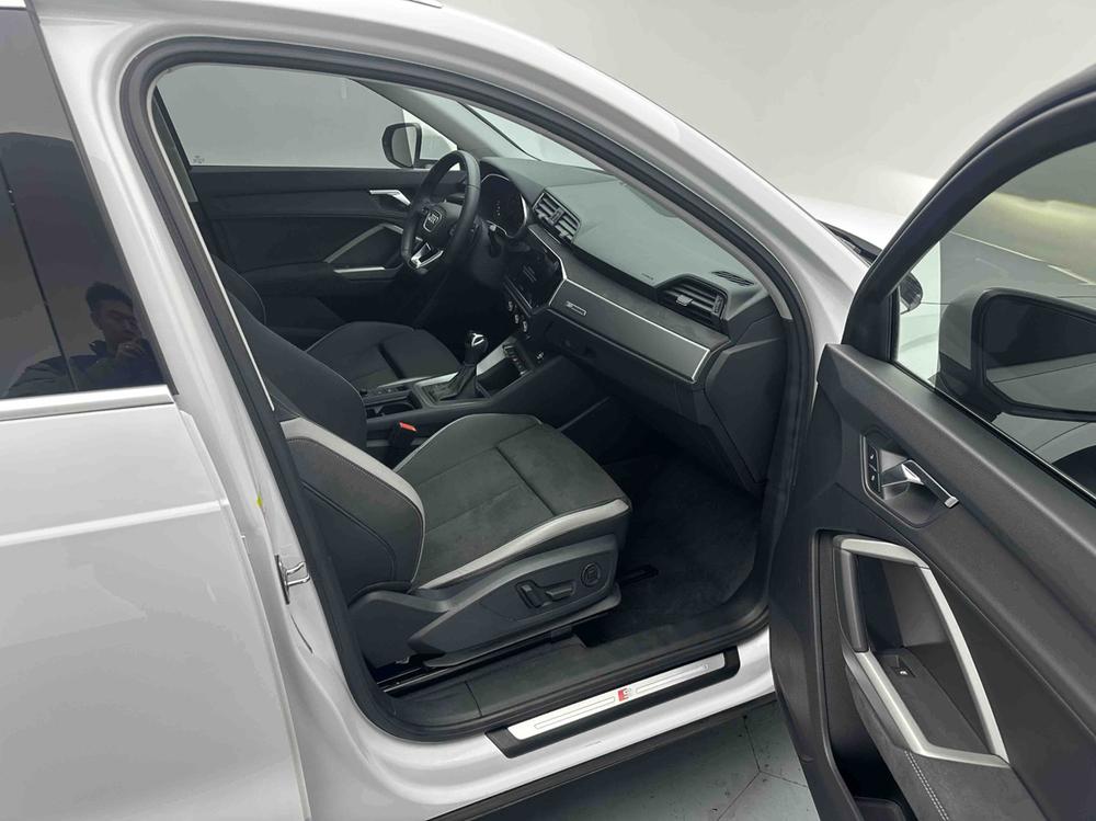 Audi Audi Q3