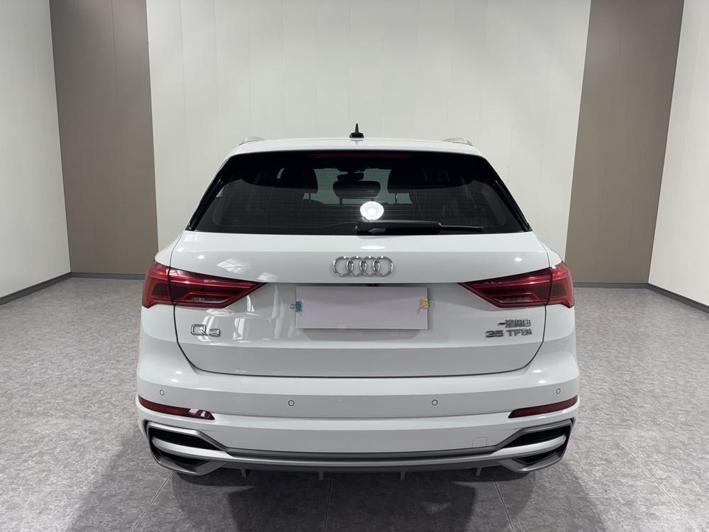 Audi Audi Q3