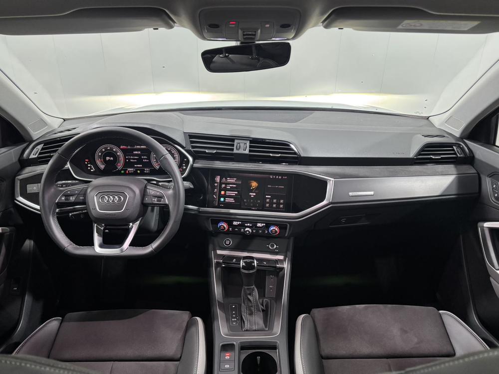 Audi Audi Q3