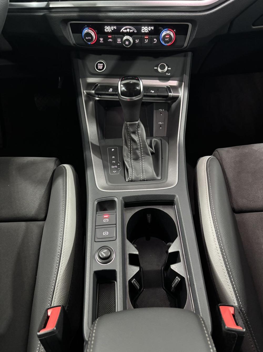 Audi Audi Q3