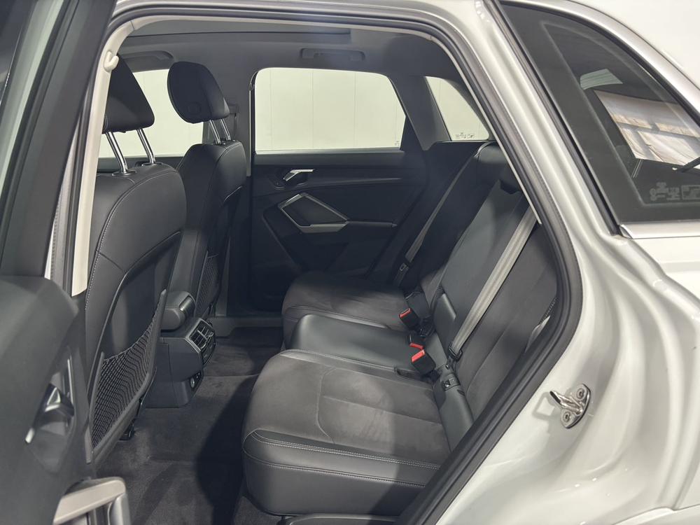 Audi Audi Q3