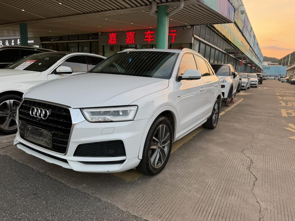 Audi Audi Q3