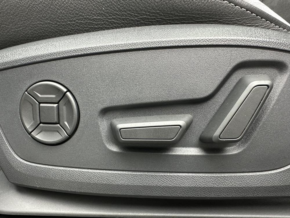 Audi Audi Q3