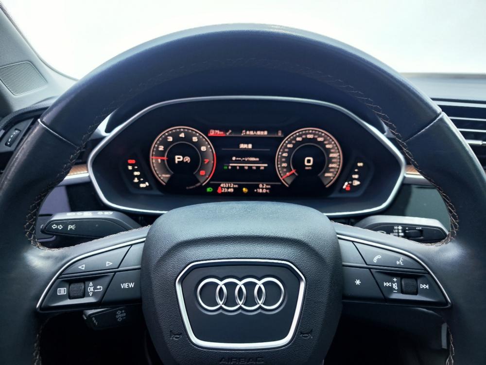 Audi Audi Q3