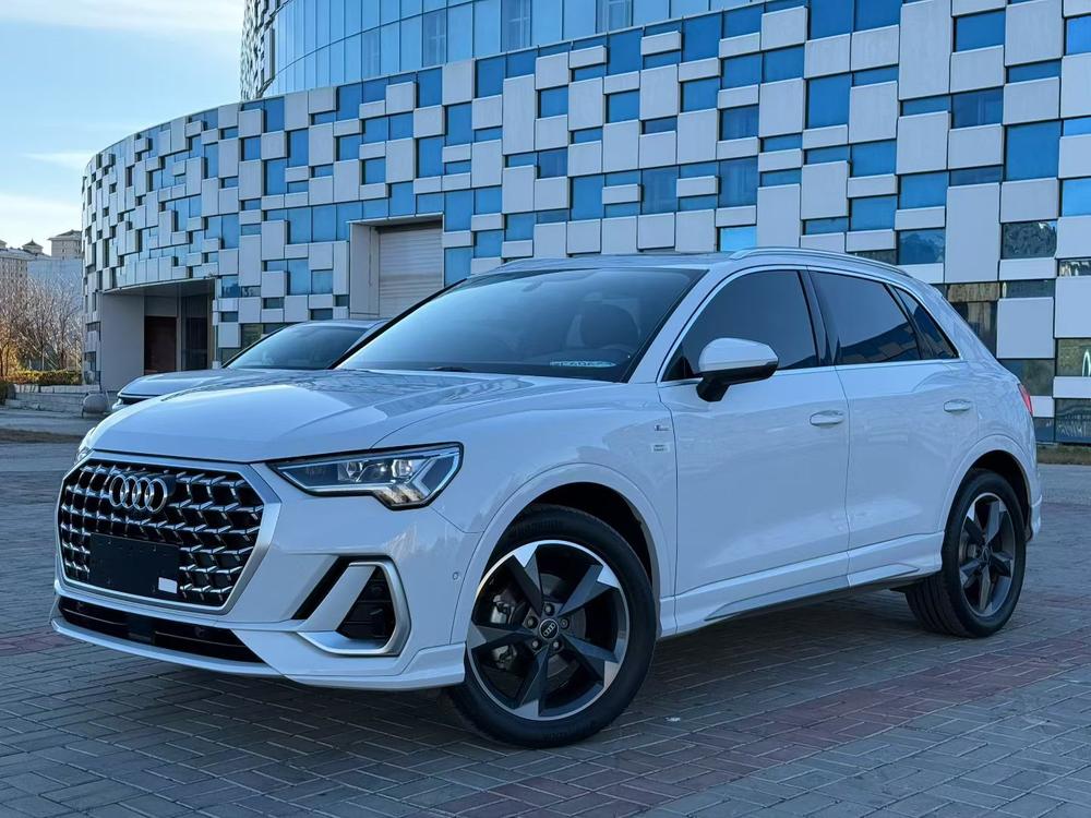 Audi Audi Q3